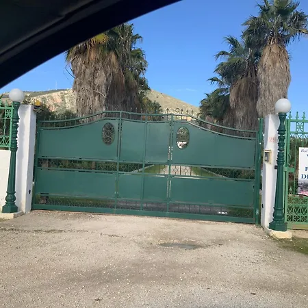 בית כפרי Palm Park Trapani- Parking Piscina A 10 Minuti Dal Centro E Dal Mare