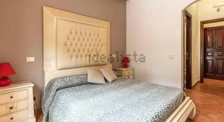 Palm Park Trapani- Parking Piscina A 10 Minuti Dal Centro E Dal Mare בית כפרי