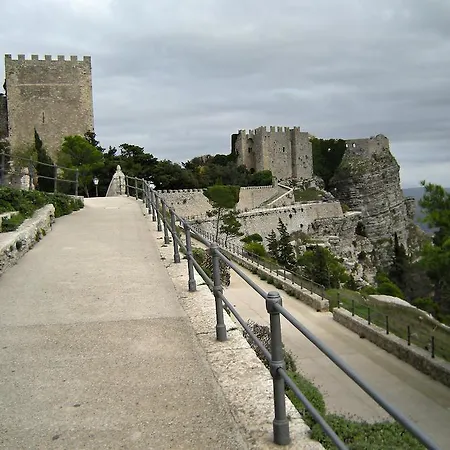 Lantställe Delle Palme Delfina *