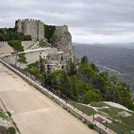 Lantställe Delle Palme Delfina