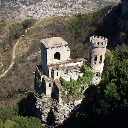 Delle Palme Delfina Trapani